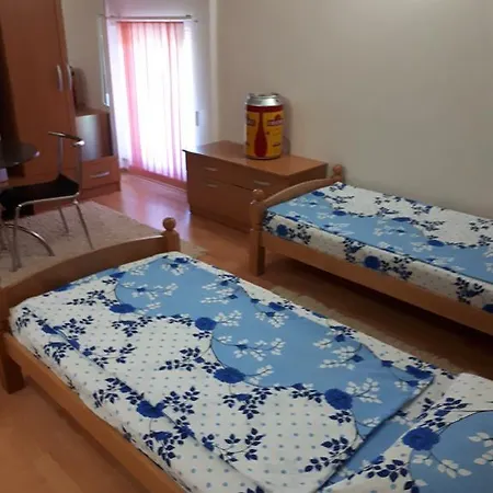 Guest house Vezic 3*